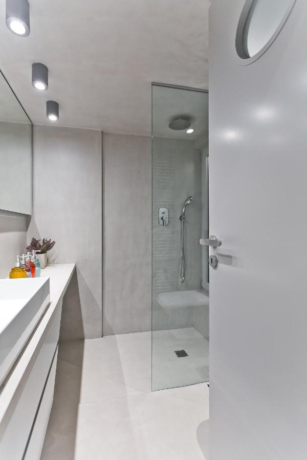 Bag- Boutique Apartment Grey - Hilton Area Atenas Exterior foto